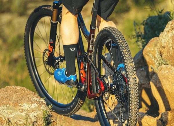 All About Switching Your Bike to Tubeless Tires